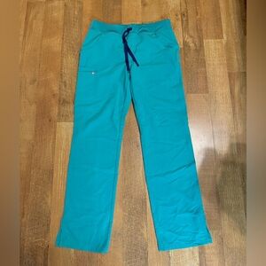 Figs - Kade, surgical green S